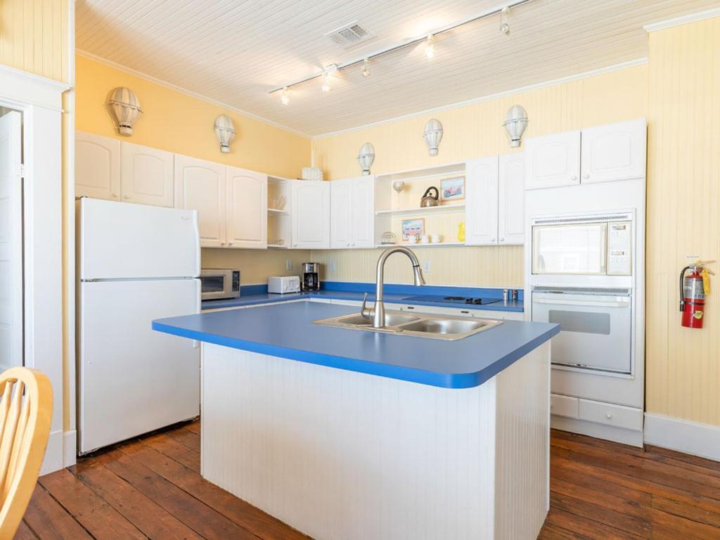 Sea View Cottage タイビーアイランド エクステリア 写真