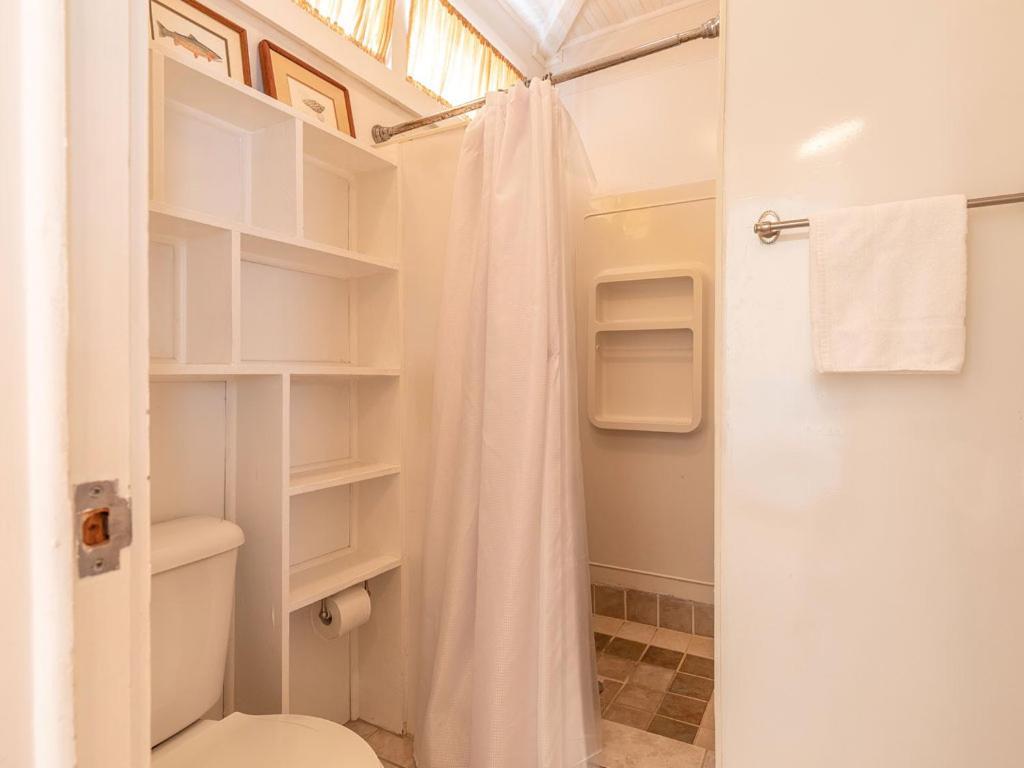 Sea View Cottage タイビーアイランド エクステリア 写真